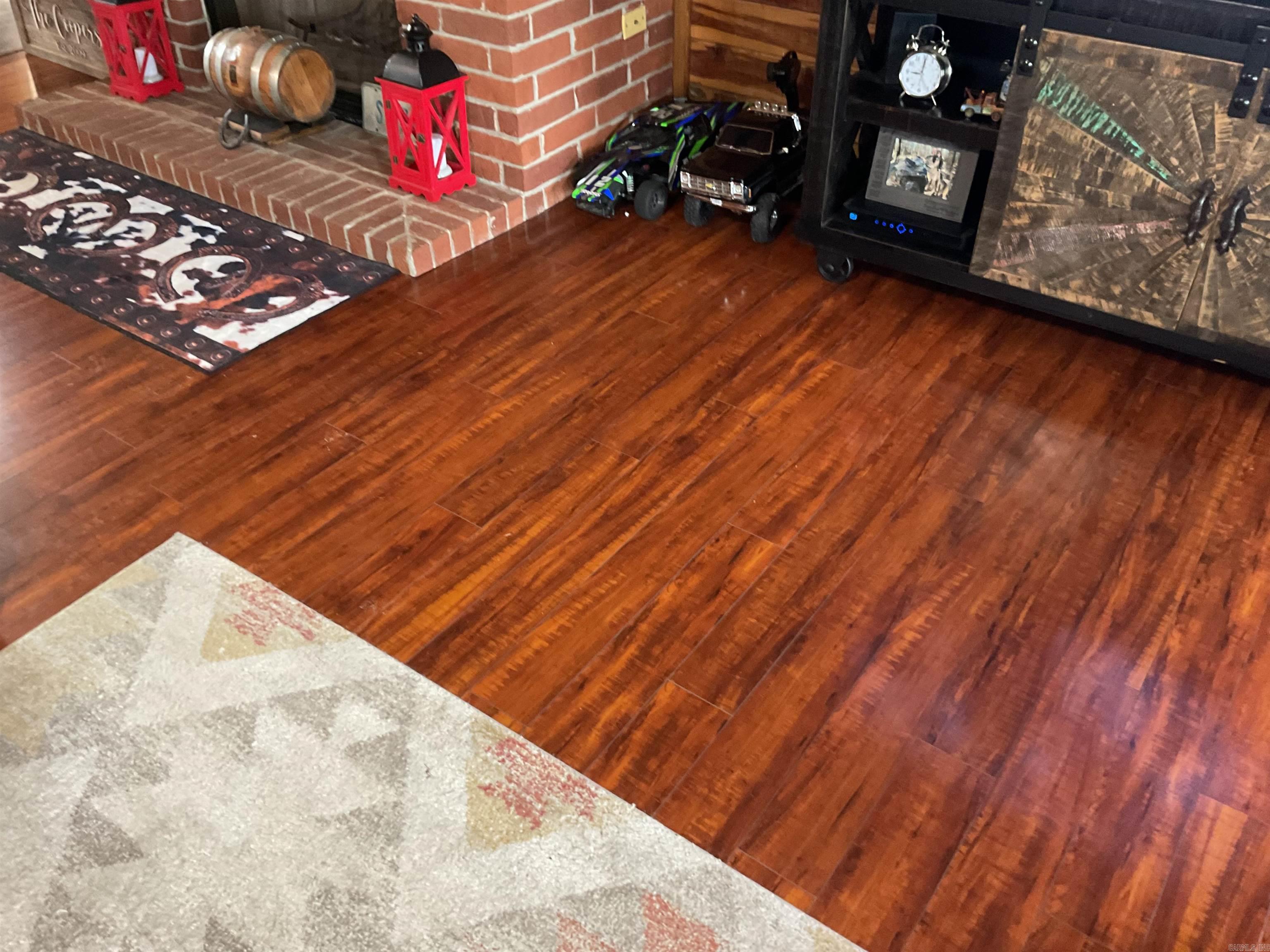 CEDAR VALLEY - Residential