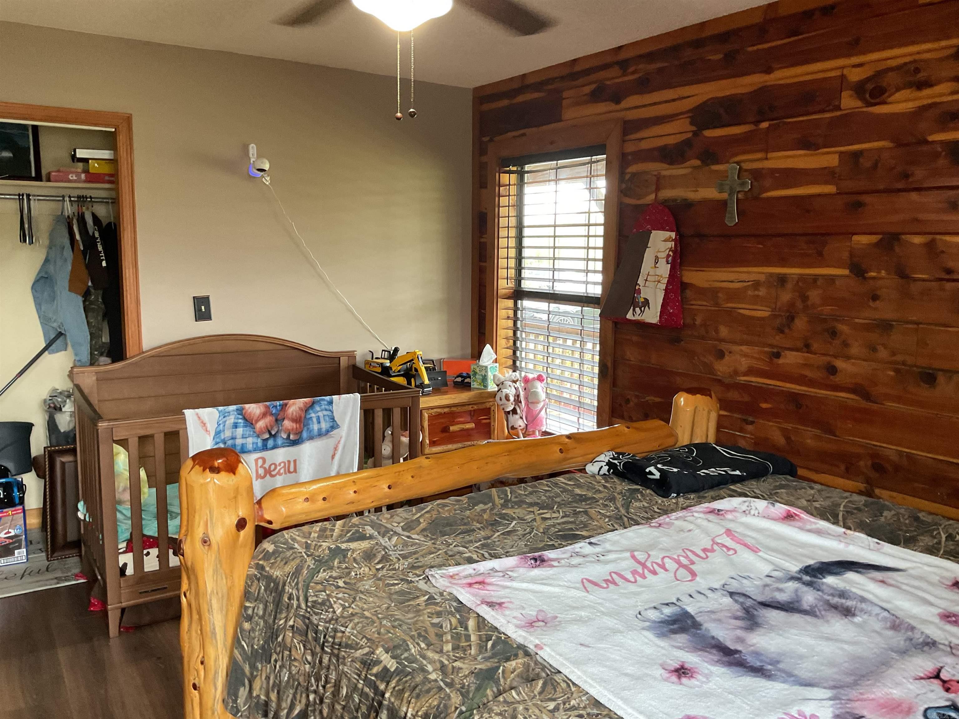 CEDAR VALLEY - Residential