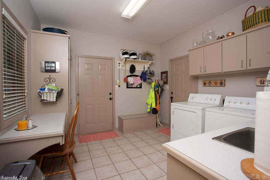 Brushy Mountain - Residential