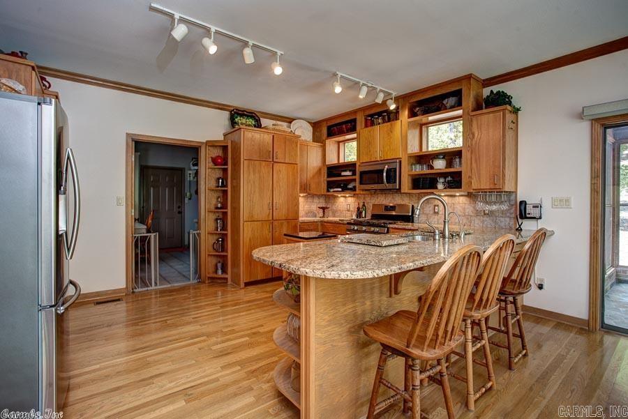 Brushy Mountain - Residential