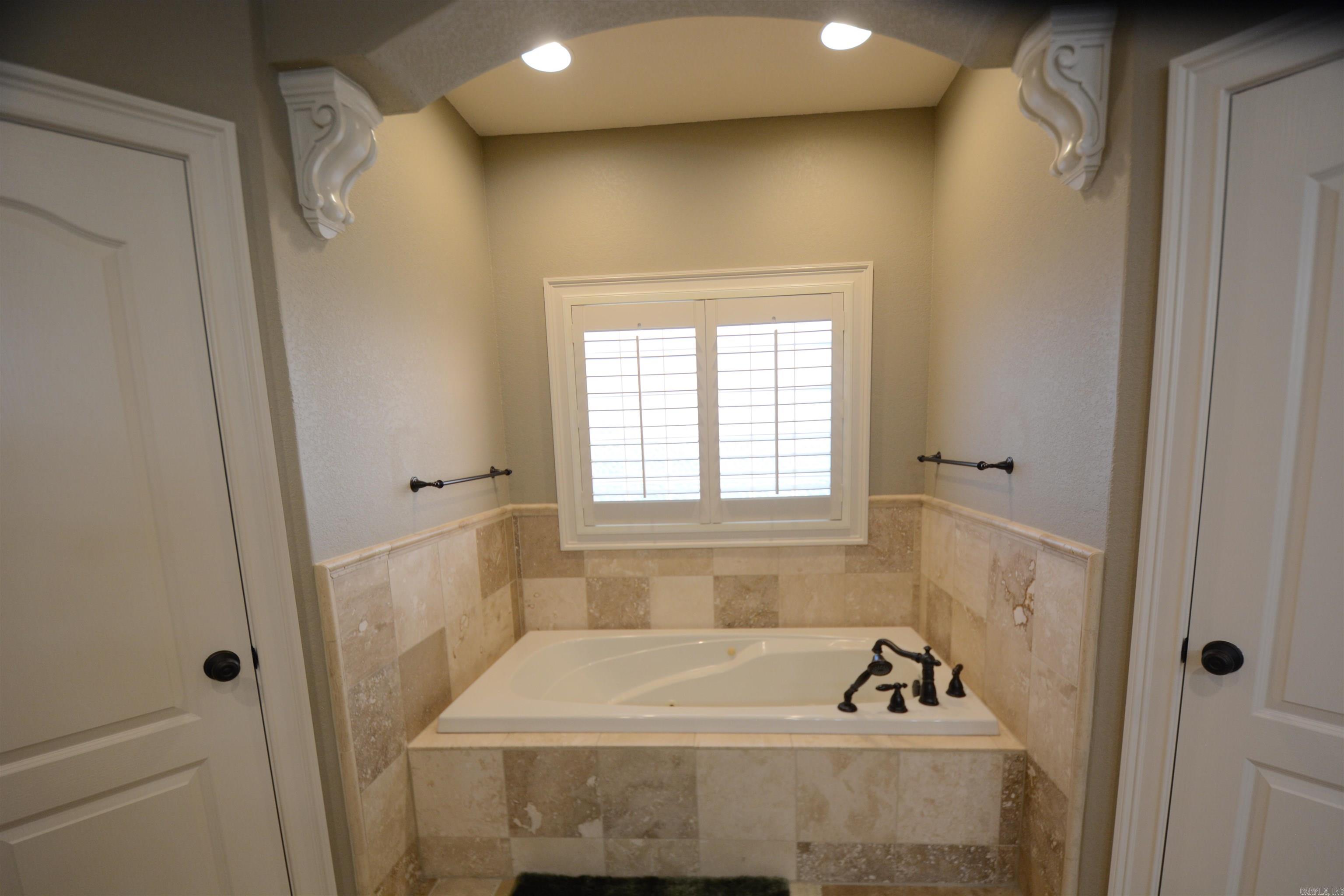 Red Oak Ridge - Residential