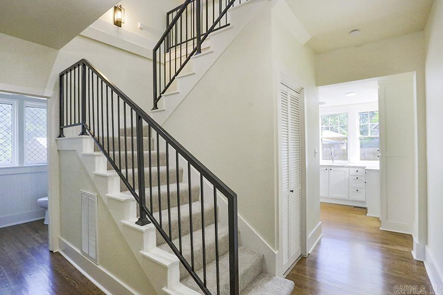 Fairfax Terrace - Residential