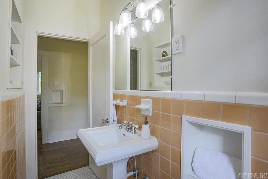 Fairfax Terrace - Residential