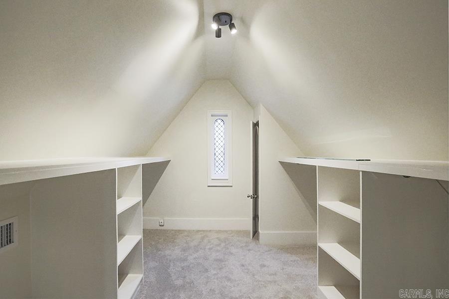 Fairfax Terrace - Residential