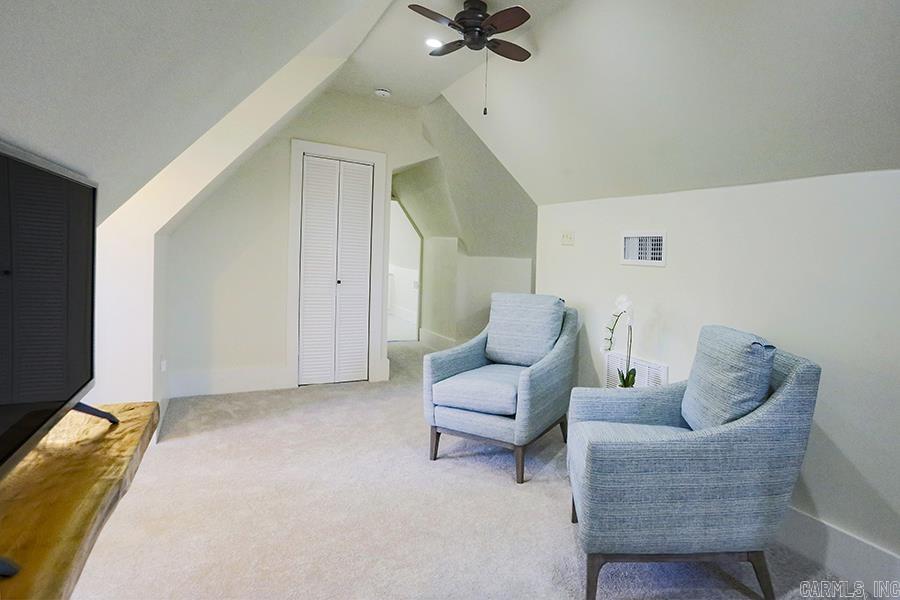 Fairfax Terrace - Residential