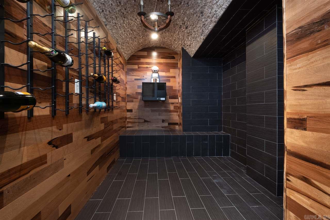 CHENAL DOWNS - Residential