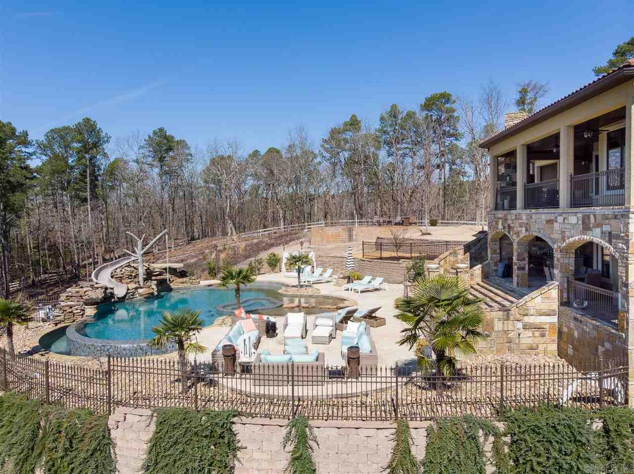 CHENAL DOWNS - Residential
