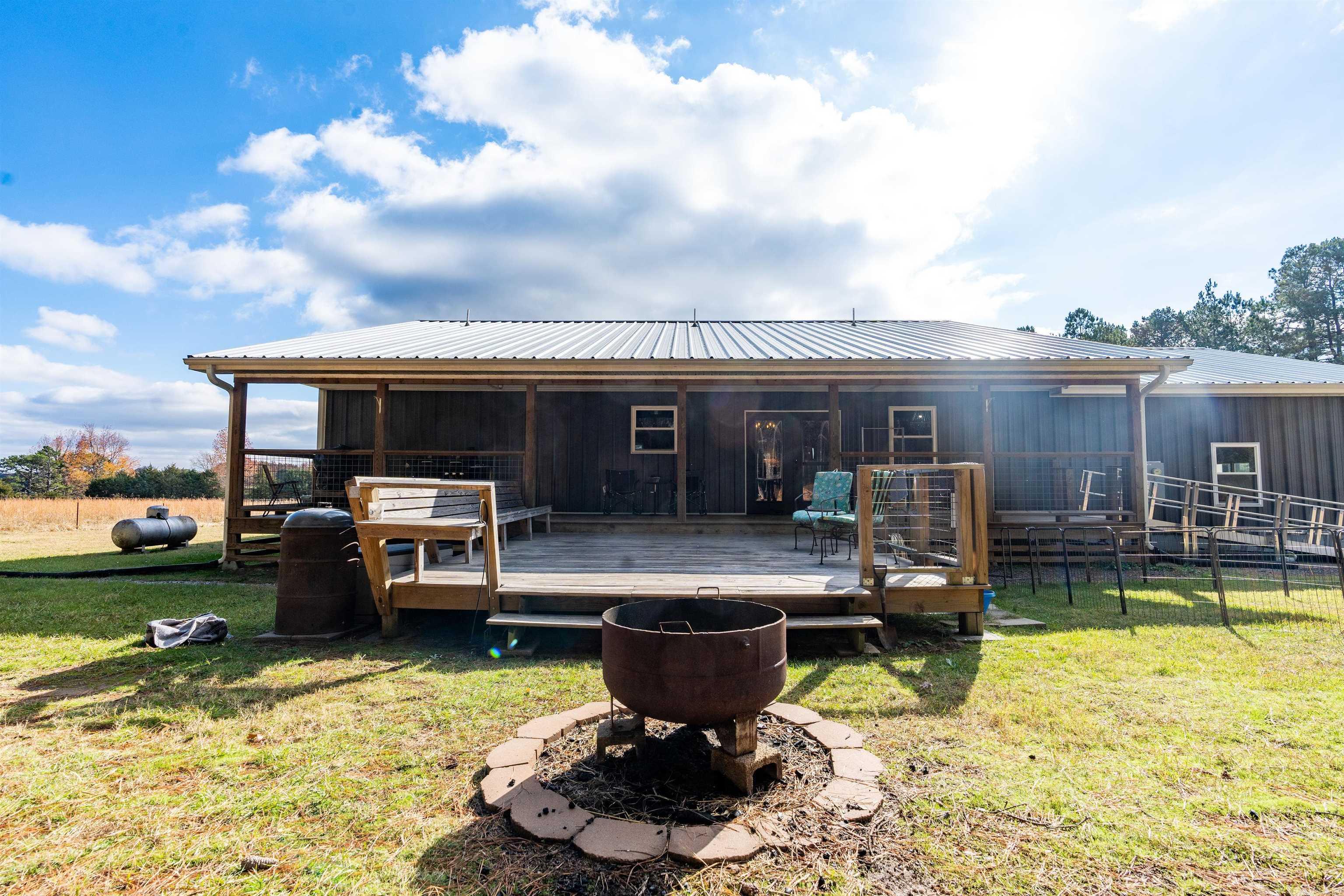 Metes & Bounds - Residential