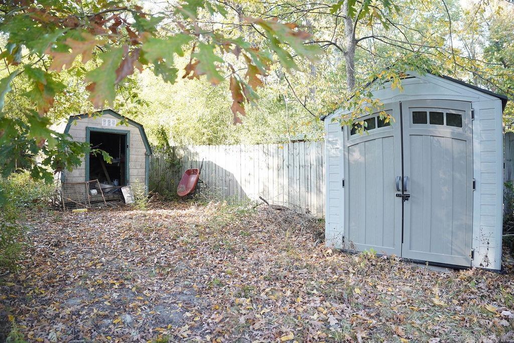 SOUTH LAKEVIEW - Residential