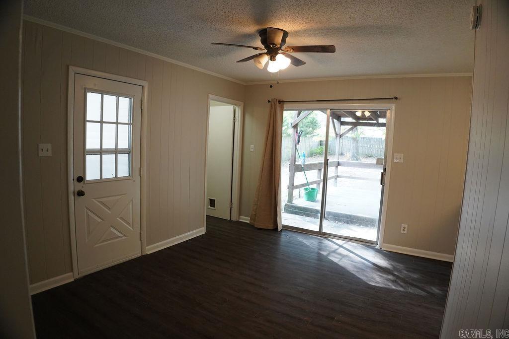 SOUTH LAKEVIEW - Residential