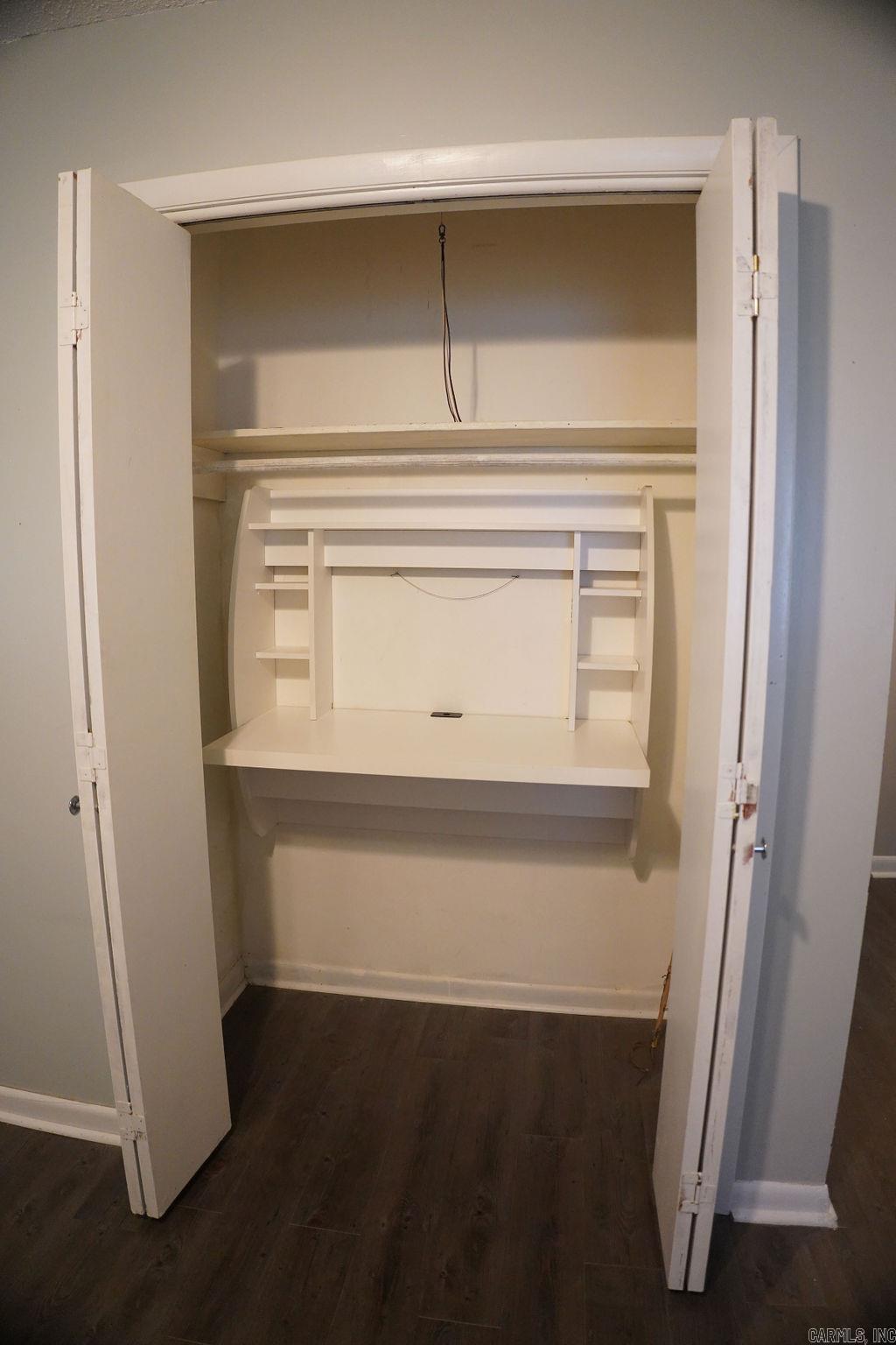 SOUTH LAKEVIEW - Residential