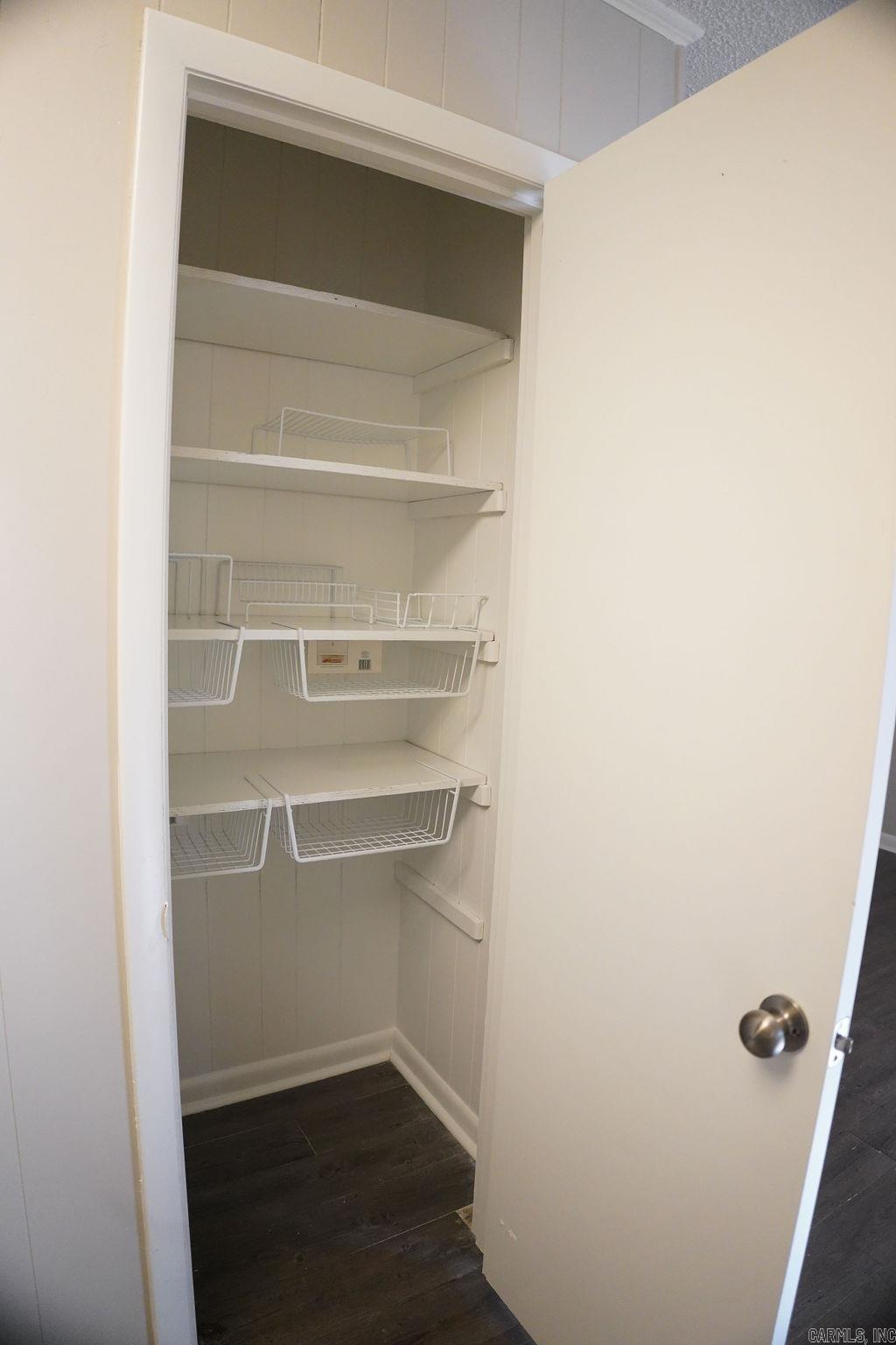 SOUTH LAKEVIEW - Residential