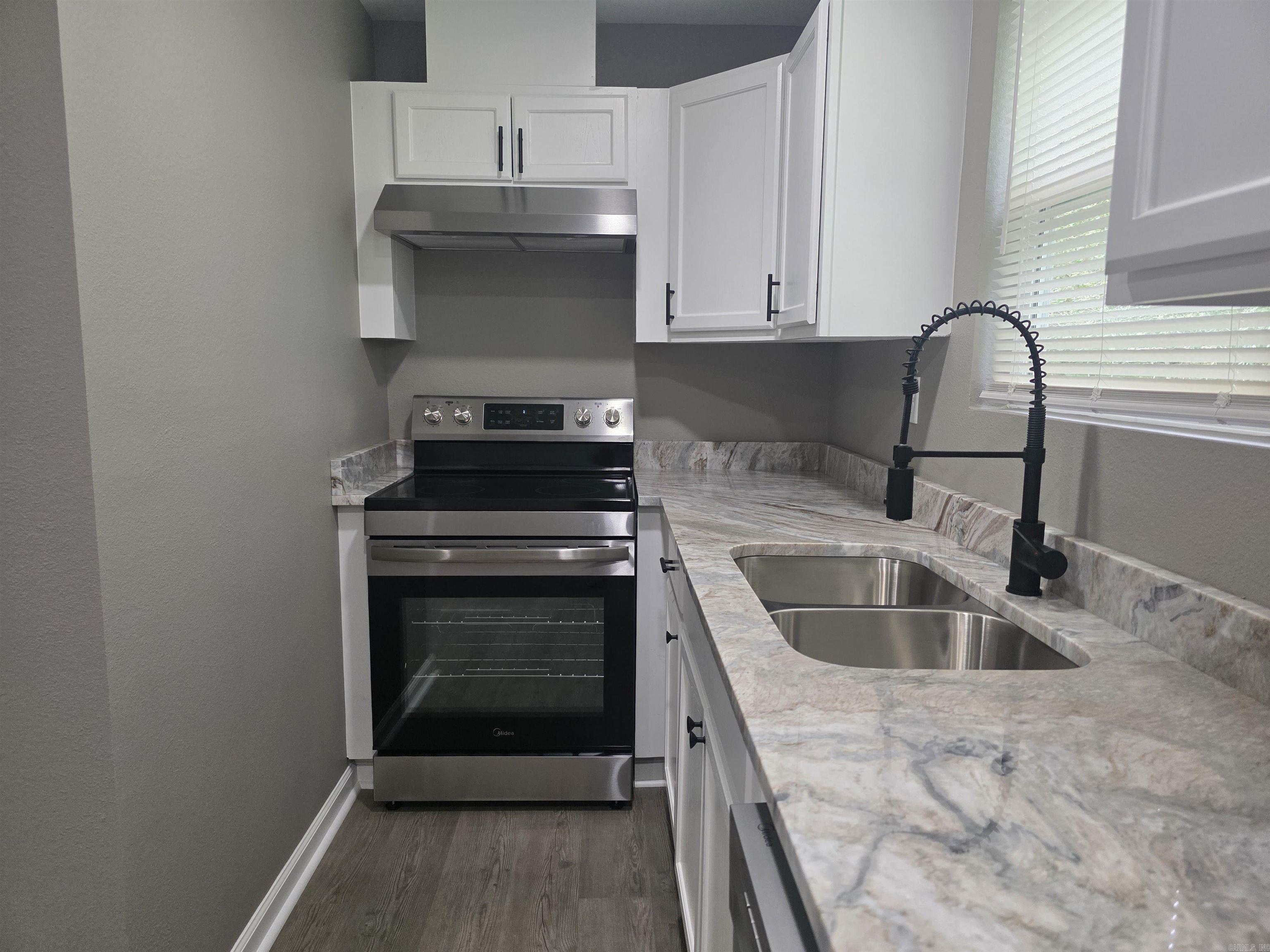 JULIE ADDN - NORTH LITTLE ROCK - Residential Lease