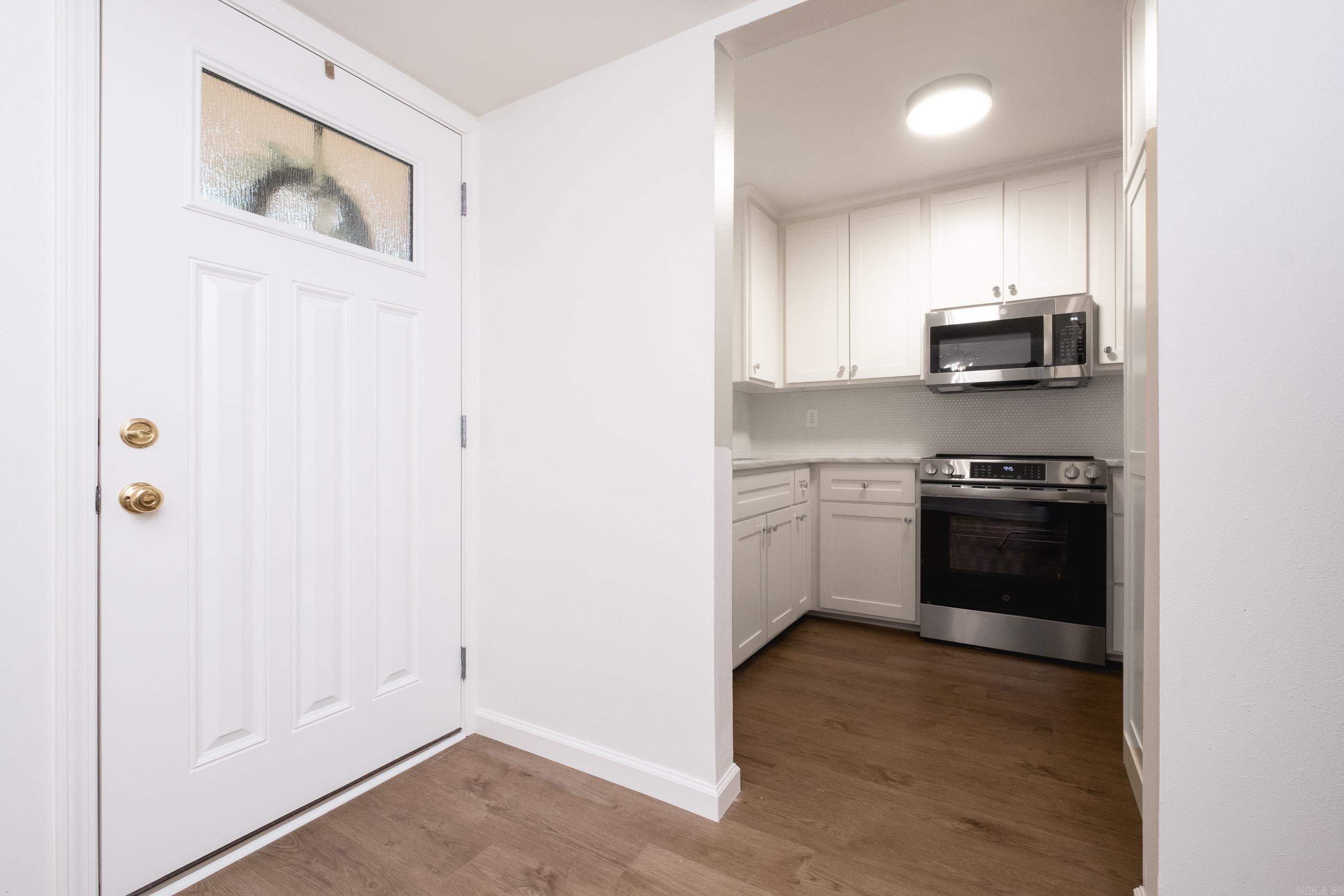 PLEASANTWOOD CONDOS - Residential