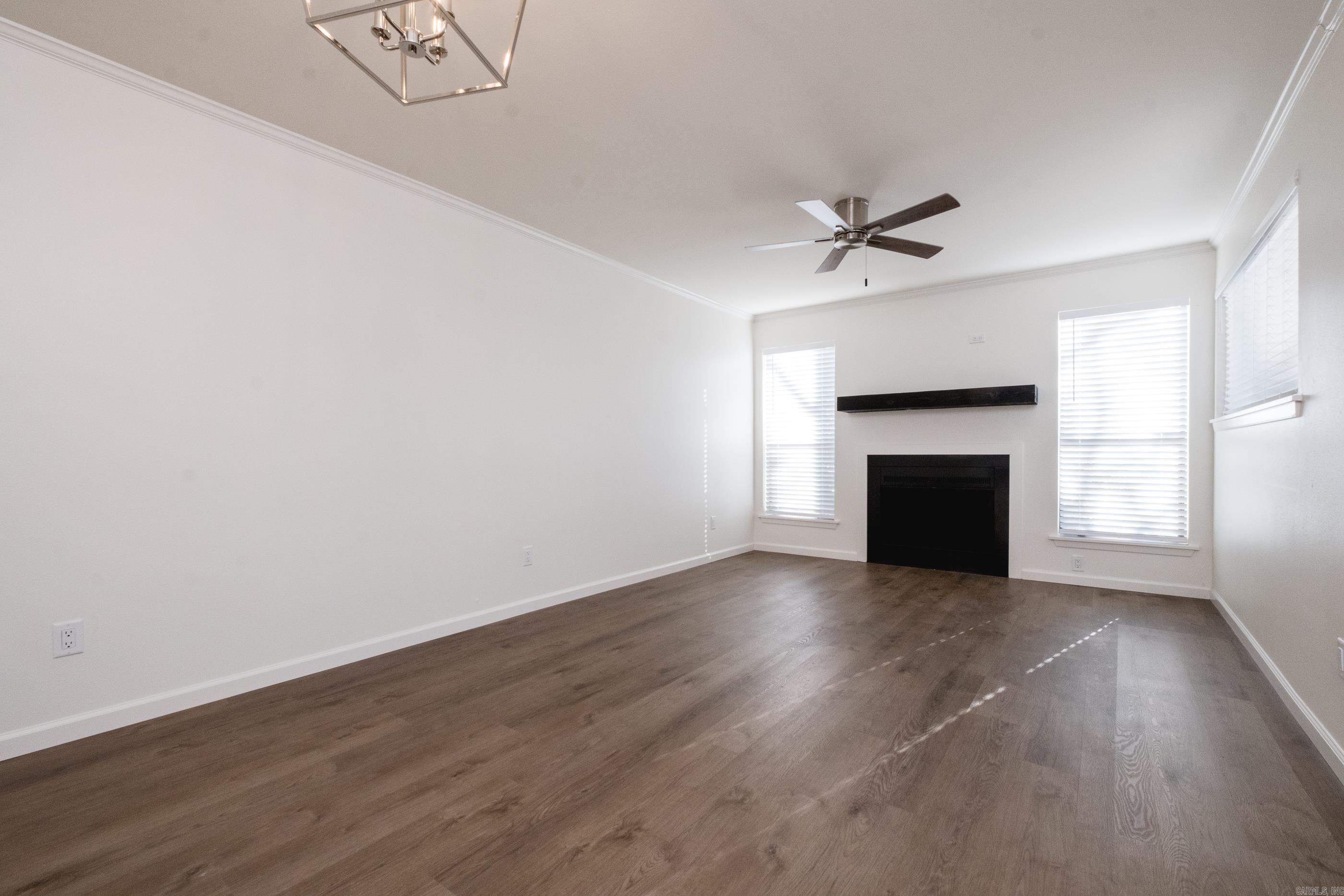 PLEASANTWOOD CONDOS - Residential