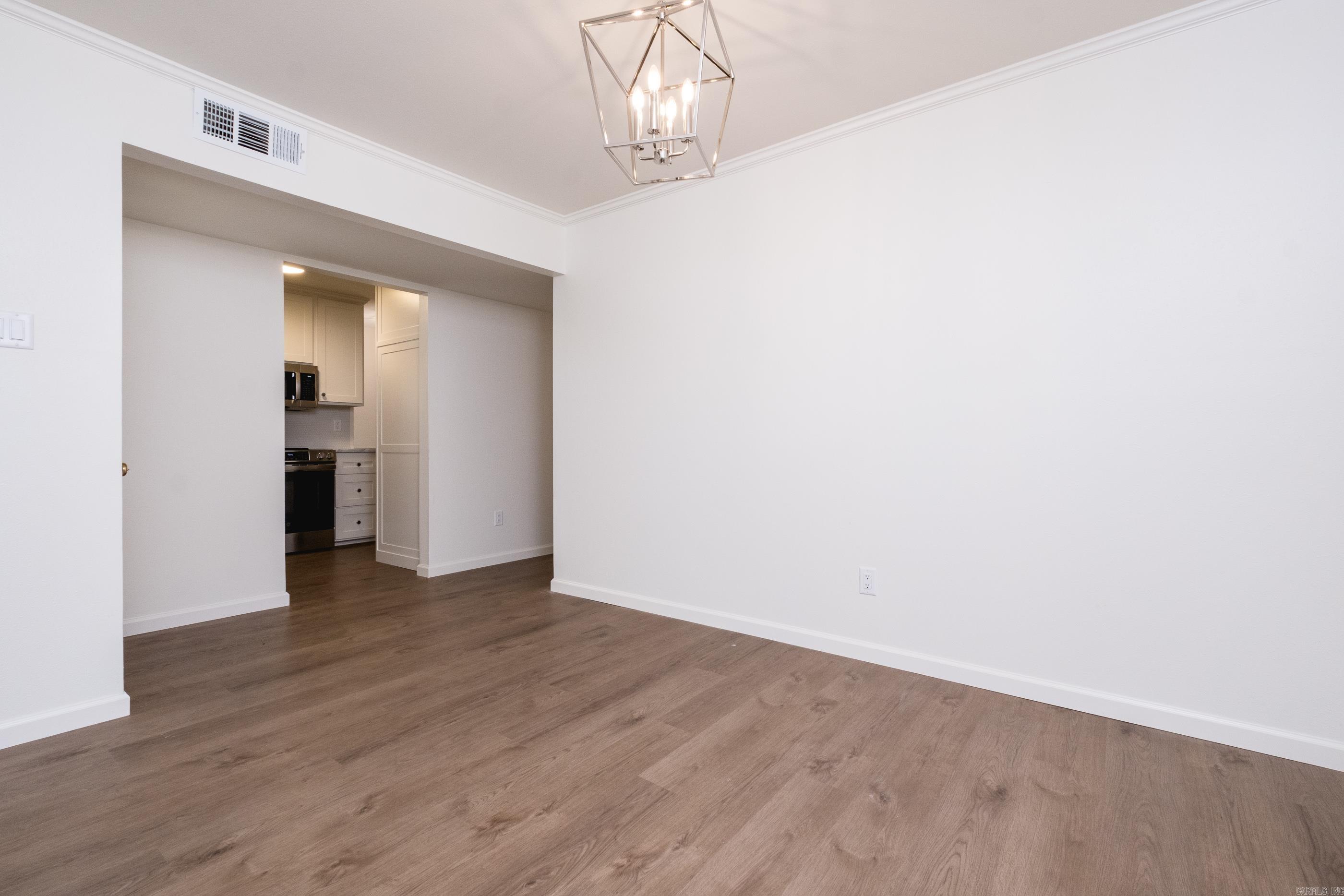 PLEASANTWOOD CONDOS - Residential