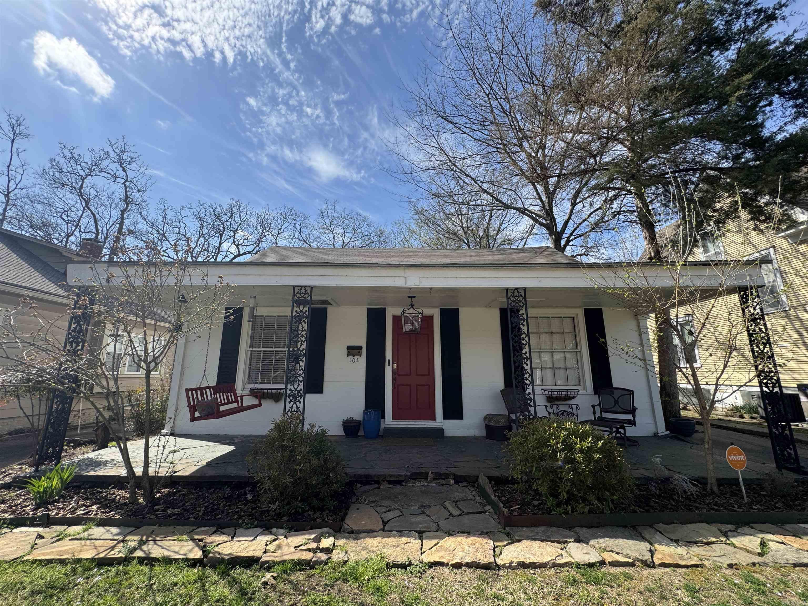 AUTEN & MOSS - Residential