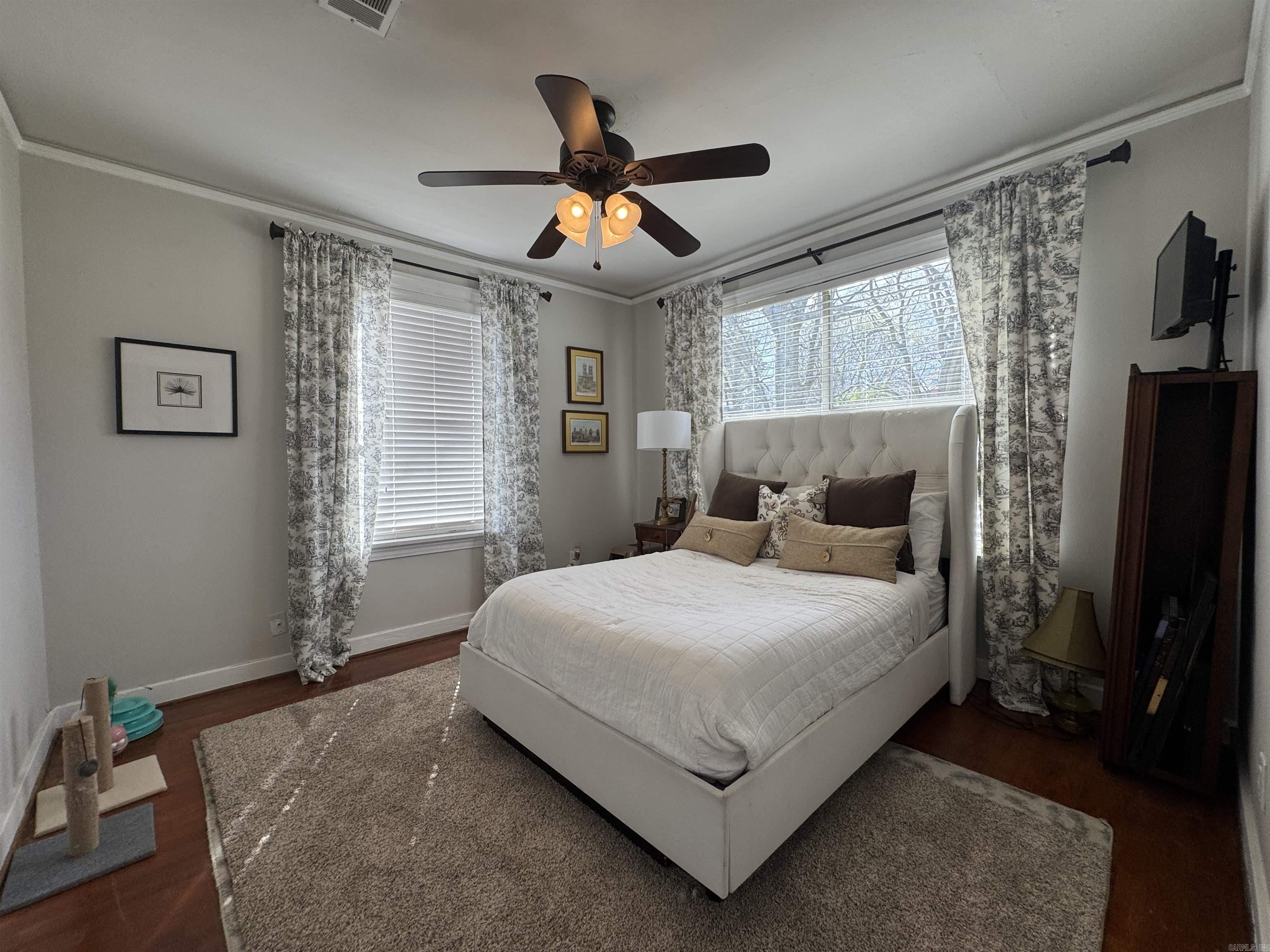 AUTEN & MOSS - Residential