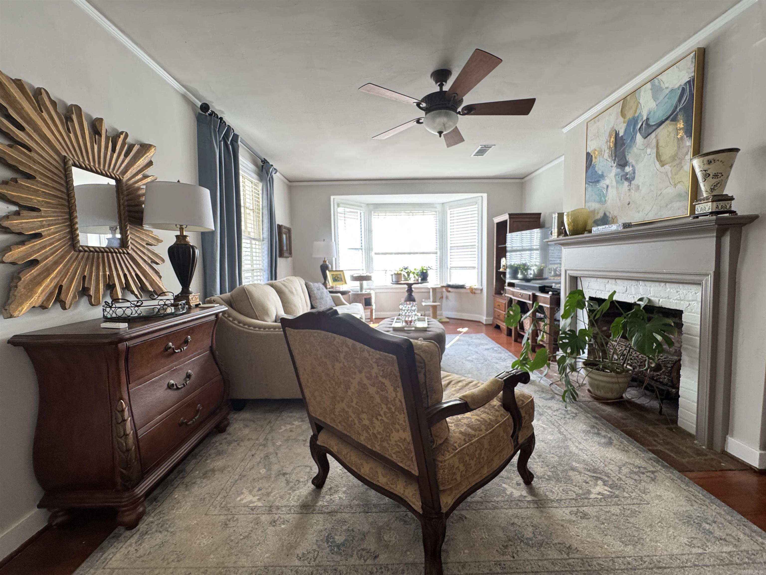 AUTEN & MOSS - Residential