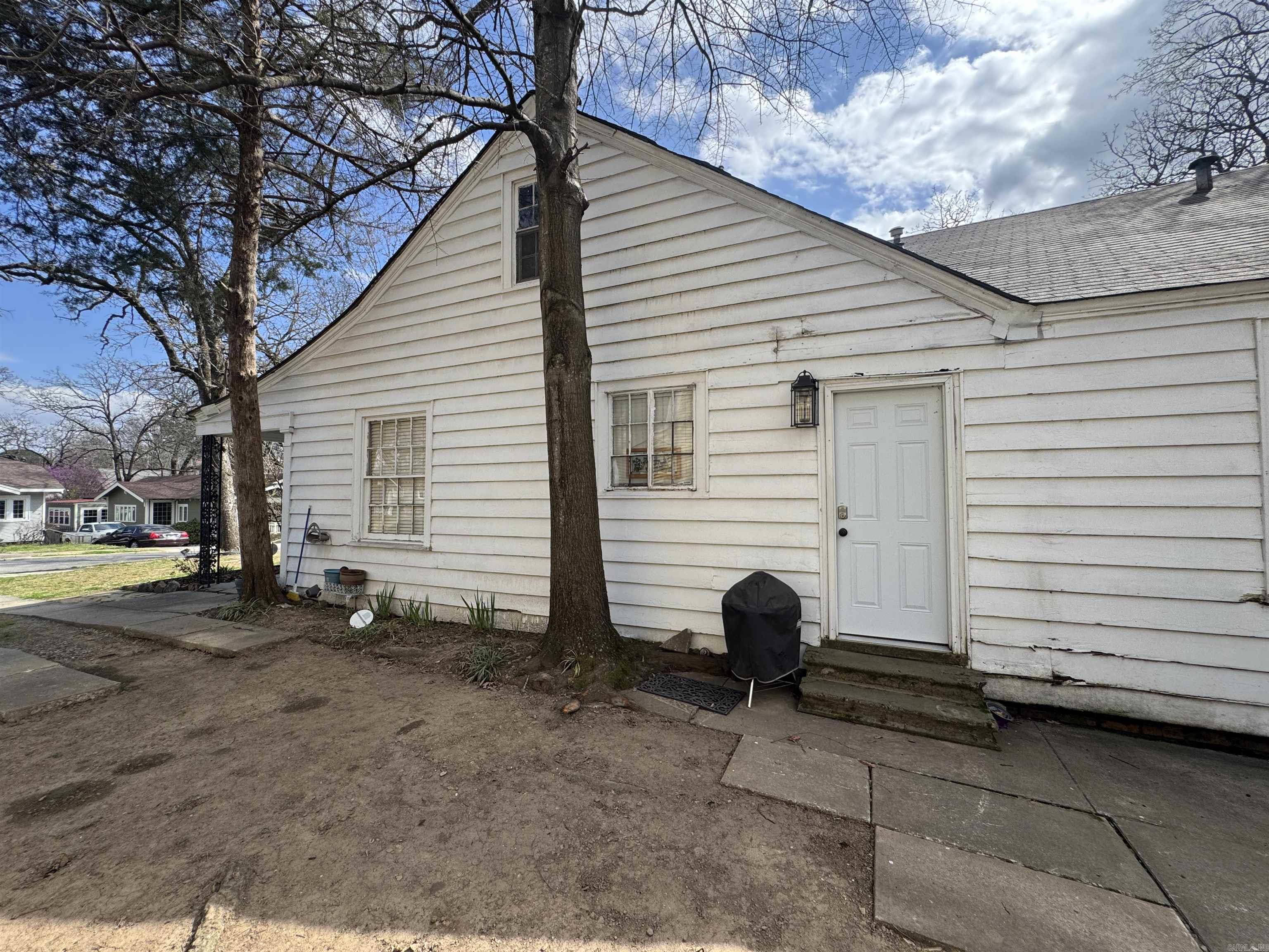 AUTEN & MOSS - Residential