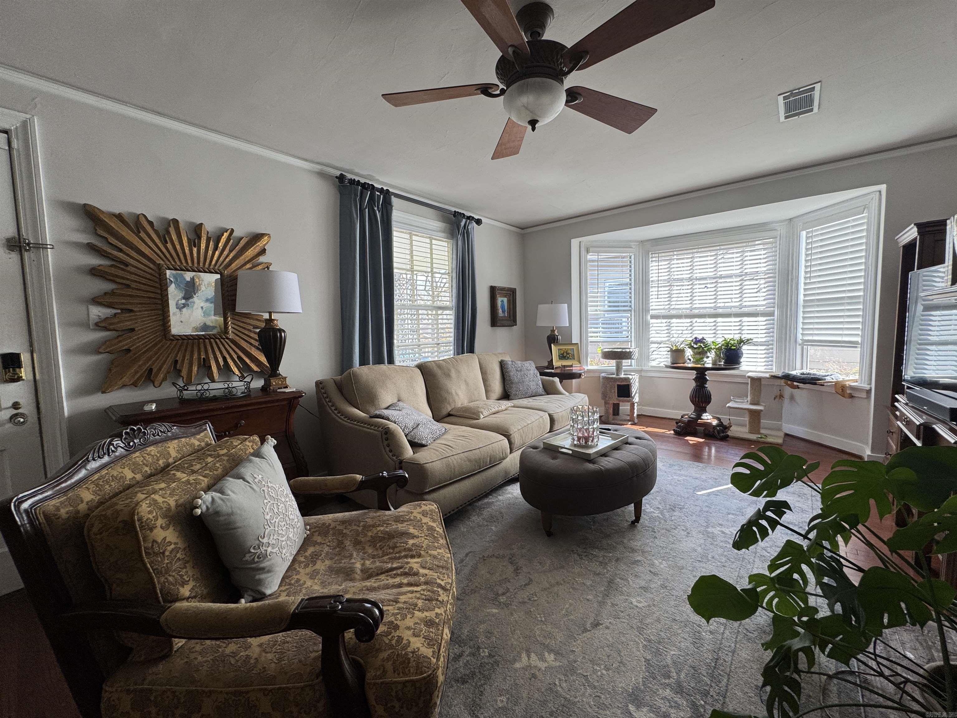 AUTEN & MOSS - Residential