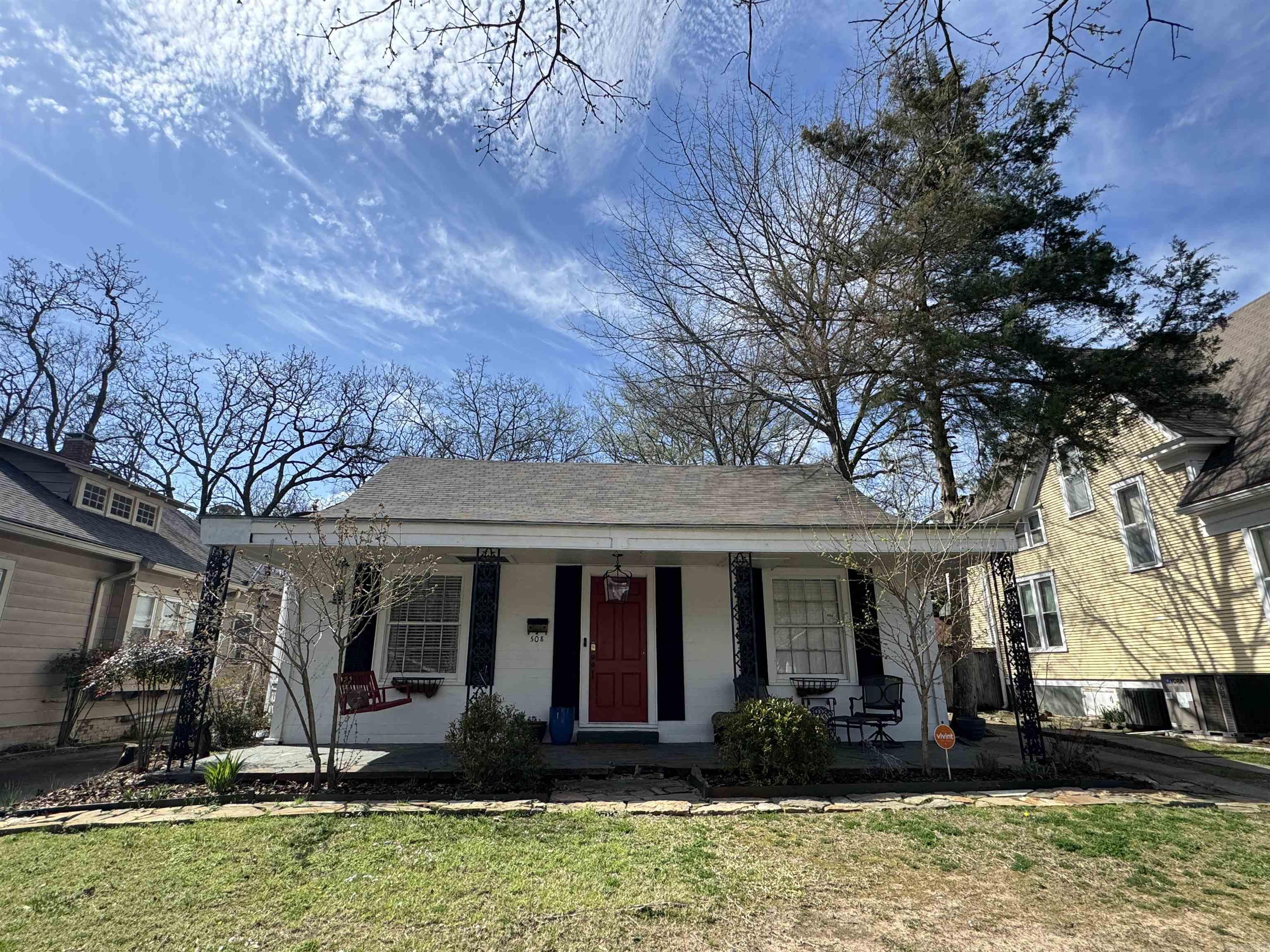 AUTEN & MOSS - Residential