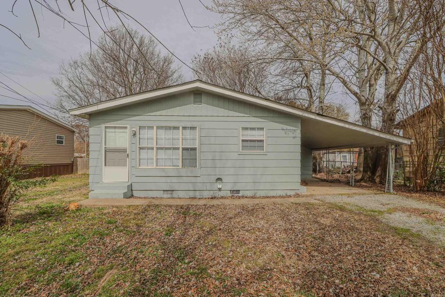 Newly renovated home featuring a spacious open kitchen adorned with sleek stainless steel appliances. Nestled on an expansive lot enveloped by lush trees, this property offers a serene retreat. Revel in the modern comforts provided by recent updates, including a brand-new HVAC system, fresh paint throughout, and gleaming stainless steel appliances. Welcome home to a perfect blend of comfort and convenience. Take advantage of the opportunity to secure this gem with ease, as it qualifies for a rural development loan with zero down payment required.