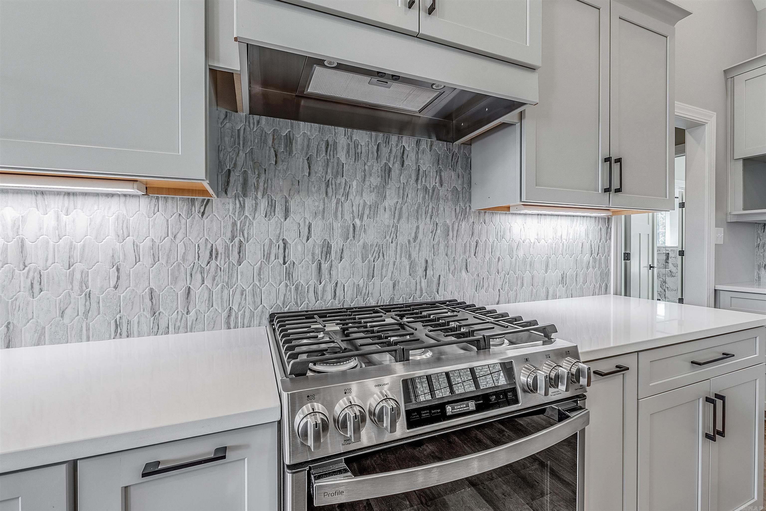 SIENNA LAKE - Residential