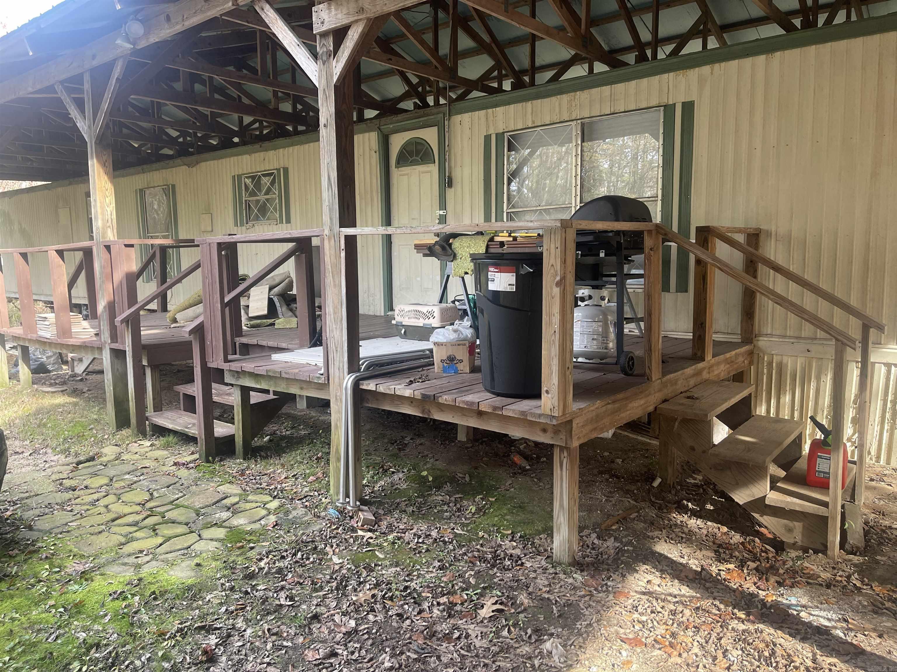 Metes & Bounds - Residential