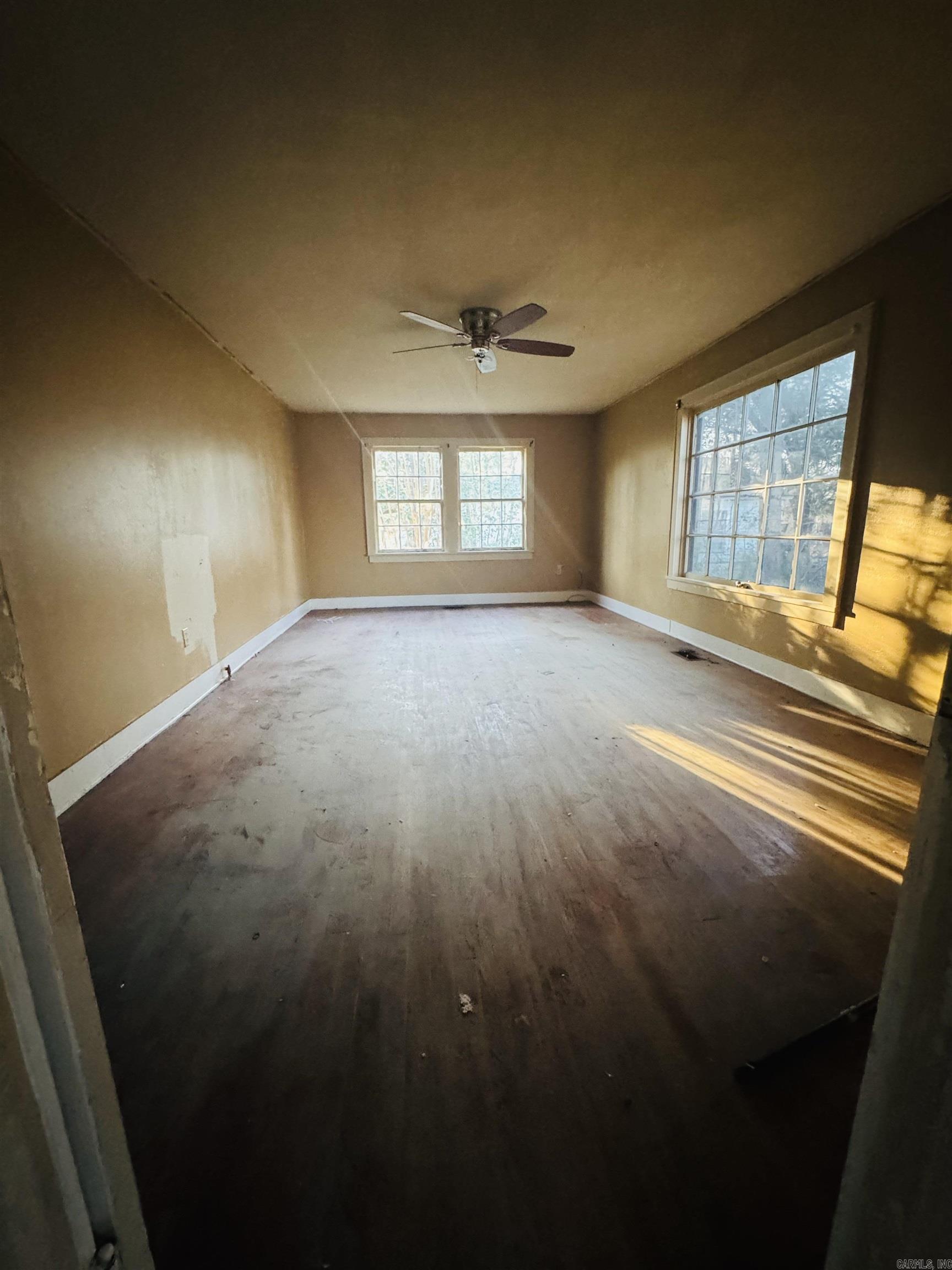 LONGINO & GOODE - Residential