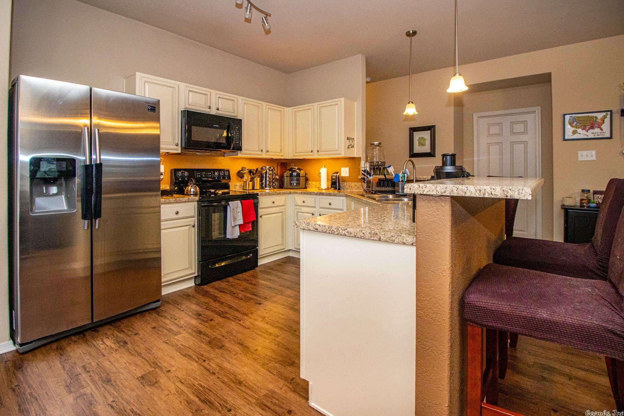 JUDE'S CROSSING - Residential