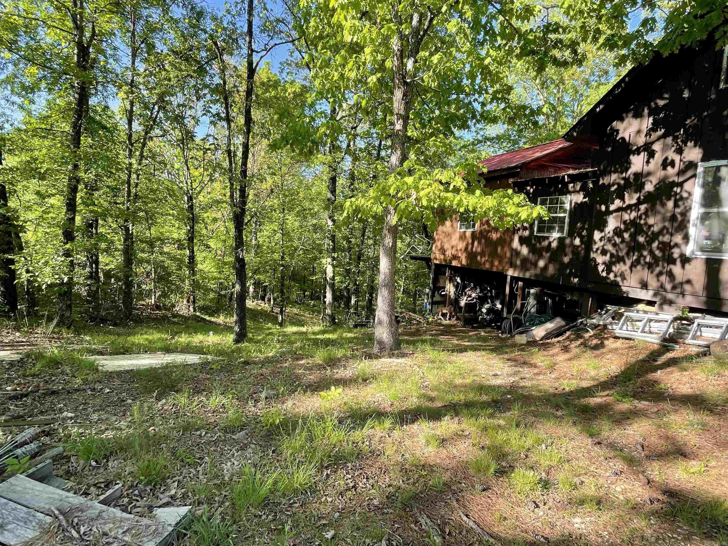 Metes & Bounds - Land