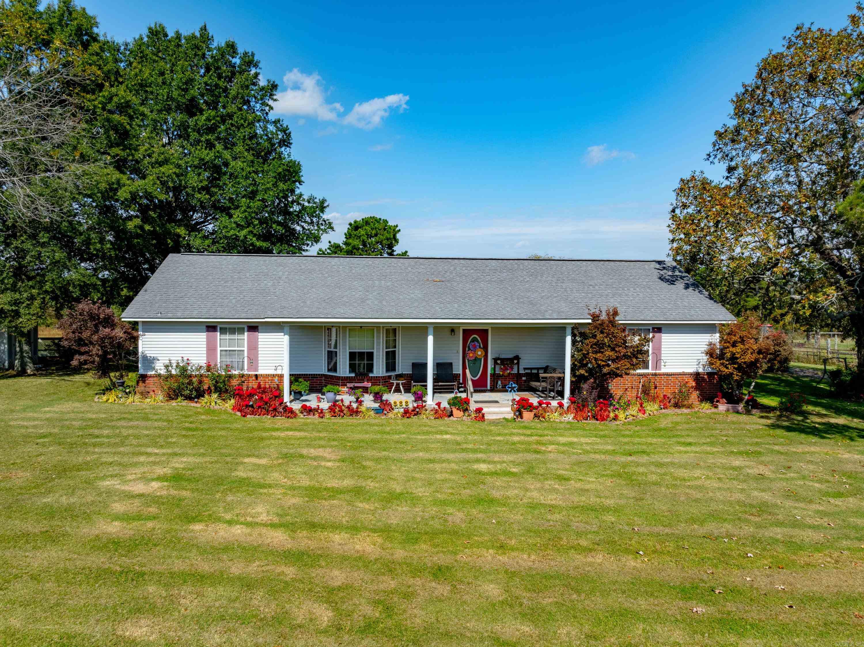 140+/- Acres – Private Home, Barns, Pastures & Fiber Internet – Arkansas Escape to peaceful country living on this 140+/- acre property with a 3BR/2BA home, barns, fenced pastures, ponds, and fiber internet. The home sits privately at the back, featuring an open floor plan, oak kitchen cabinetry, great room, 2 storage rooms, and a master suite with whirlpool tub & shower. Enjoy outdoor living with a front porch, back patio, and scenic views. Land includes 8 fenced pastures, 2 ponds, spring w/ concrete bottom, mature woods, fenced garden, and abundant wildlife. Outbuildings include 2 barns and a shed formerly used for quail. Cross-fencing ideal for cattle or hay. Utilities: Independence Water, Farmers Electric Coop, and 250-gal propane tank. High-speed internet via Farmers Rural Connect. Bonus: gas cooktop, electric water heater, propane backup heat, A/C (approx. 3 yrs), roof (<5 yrs). Seller offers full 140+/- acres w/ home or 51+/- acres without home. Turnkey for homesteading, cattle, or recreation. Contact agent for options.