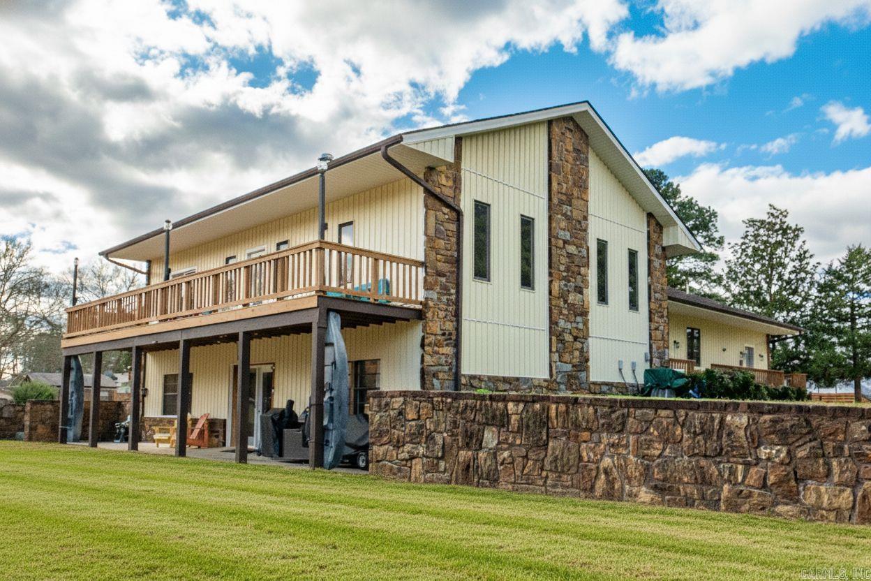 TREASURE ISLE 2 - Residential