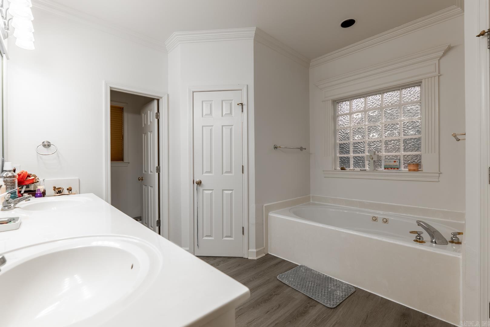 EDGEWATER ADDN - Residential