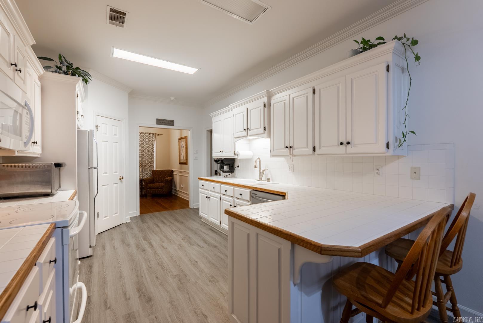 EDGEWATER ADDN - Residential