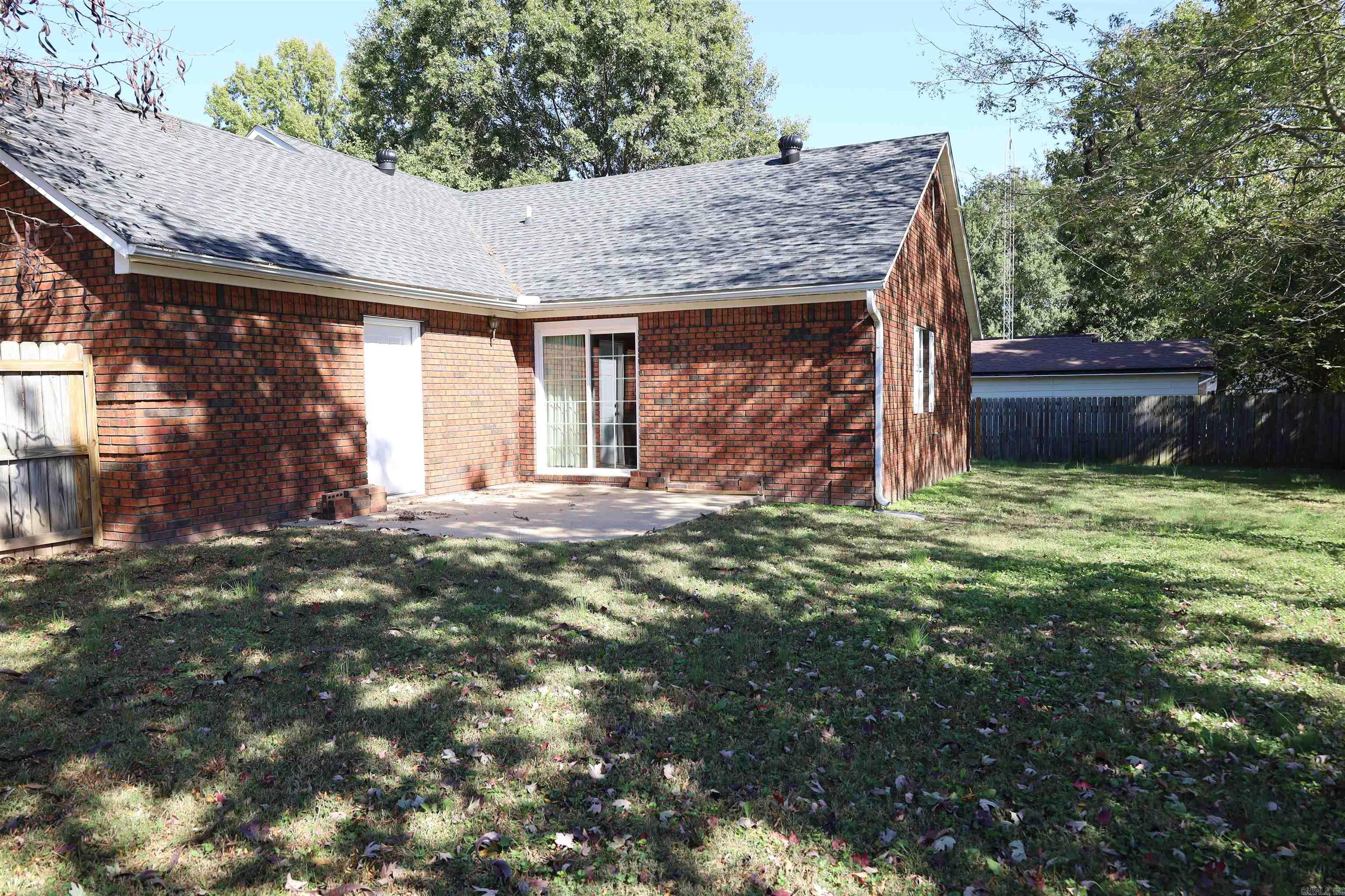 HUNTERS GLEN - Residential