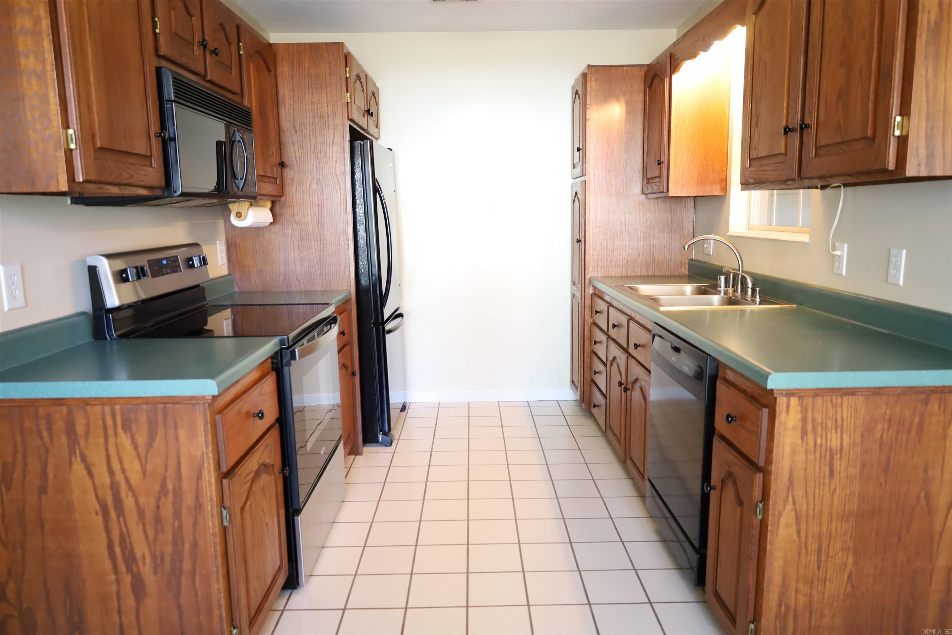 HUNTERS GLEN - Residential