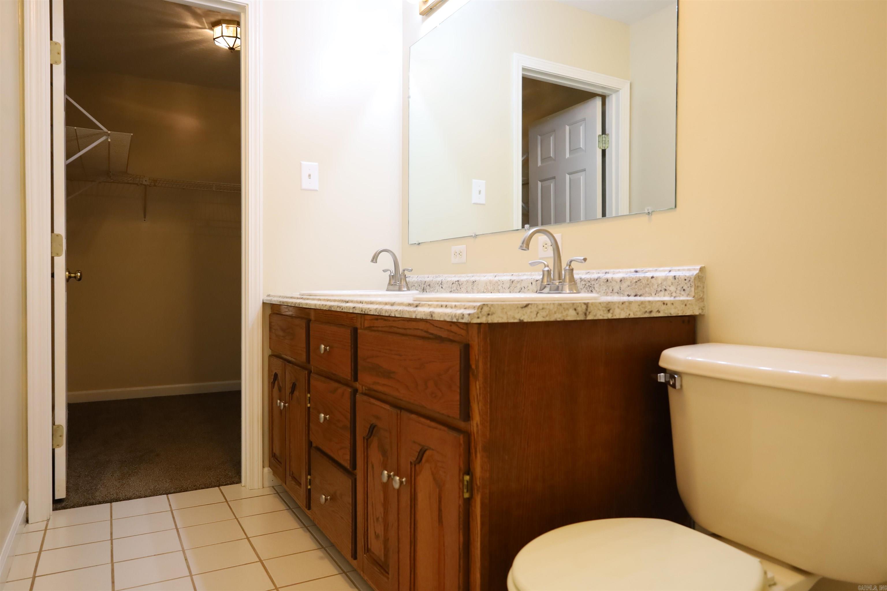 HUNTERS GLEN - Residential