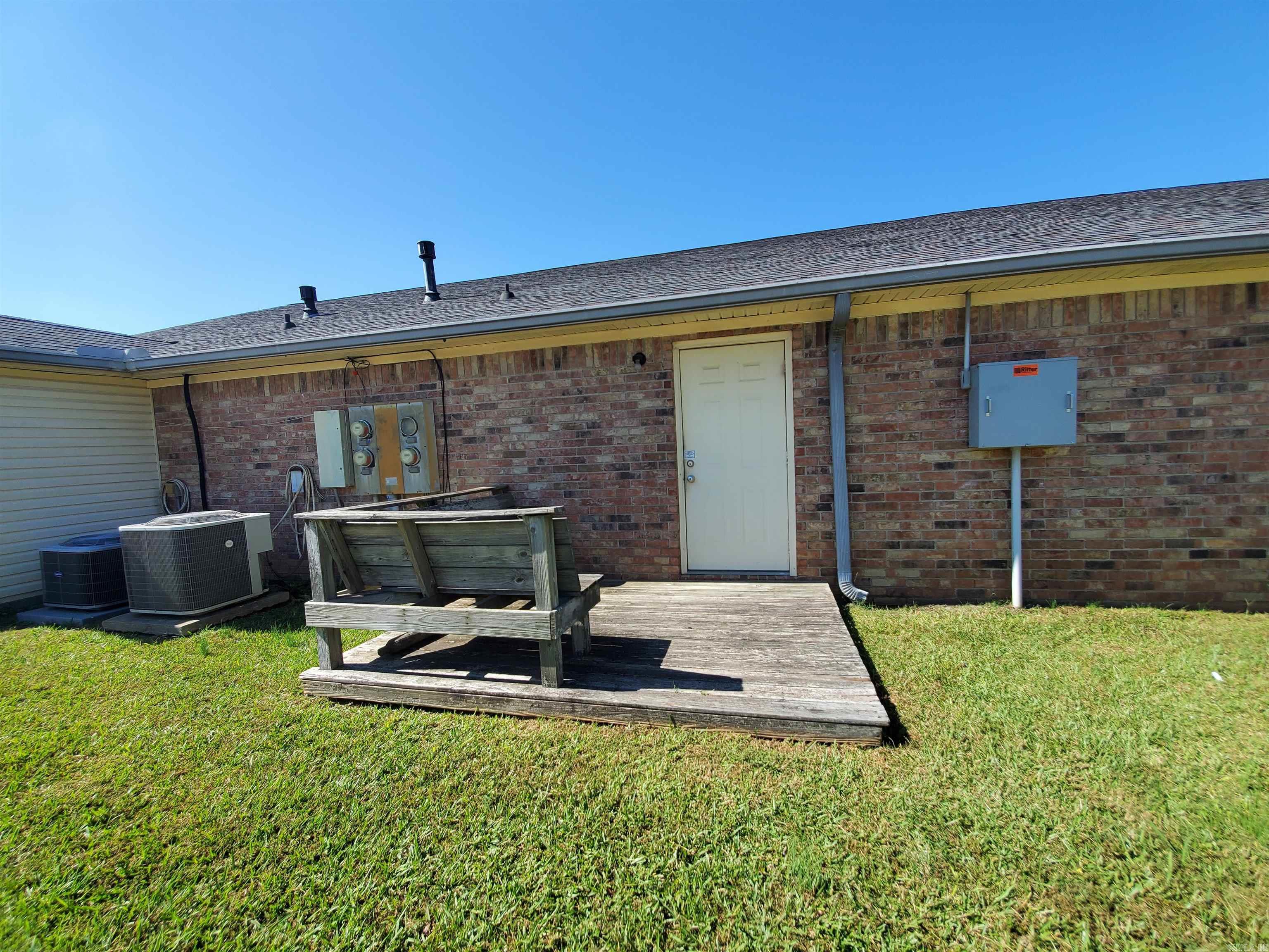 Metes & Bounds - Residential Lease