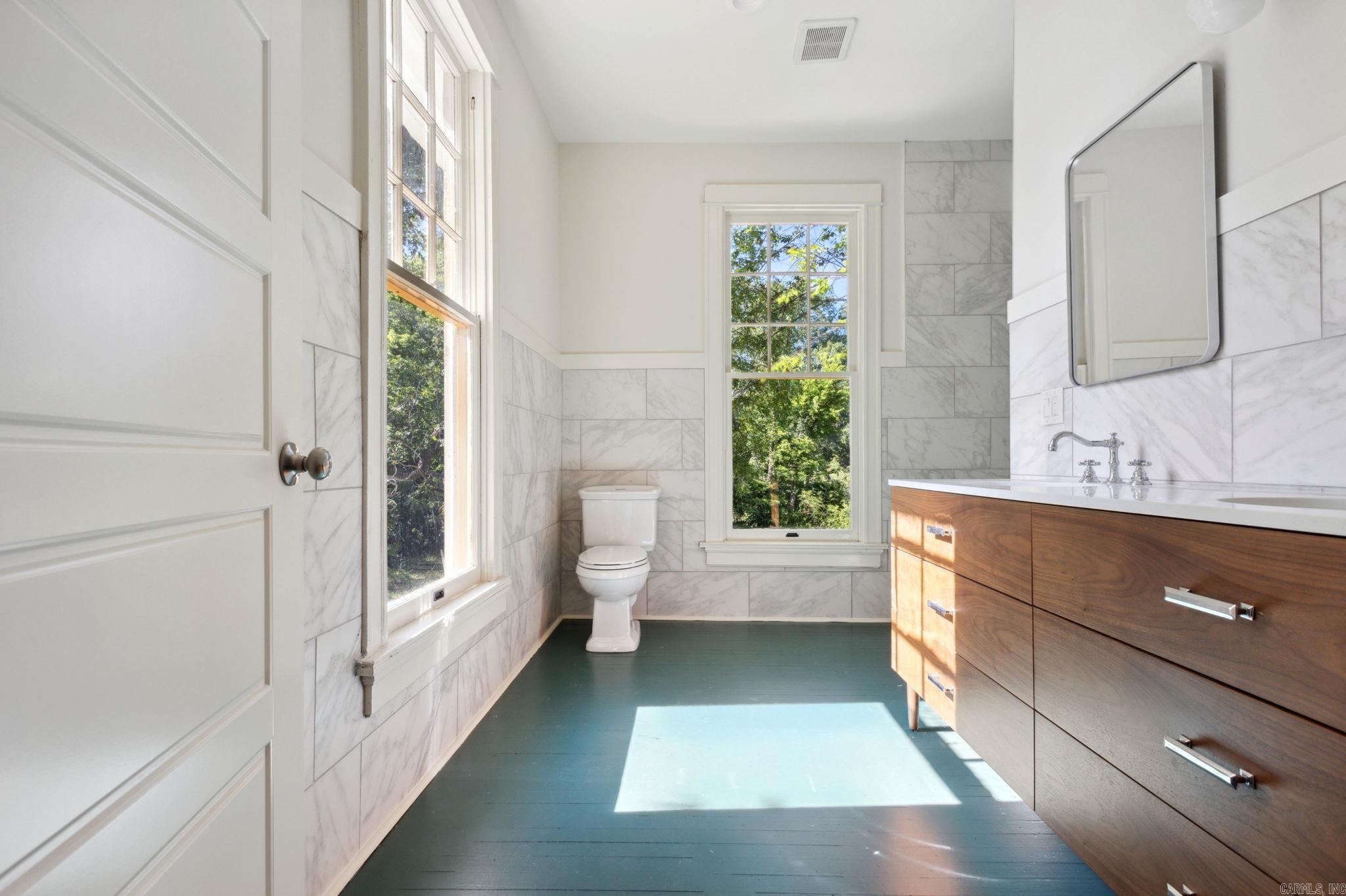 OAK TERRACE - Residential