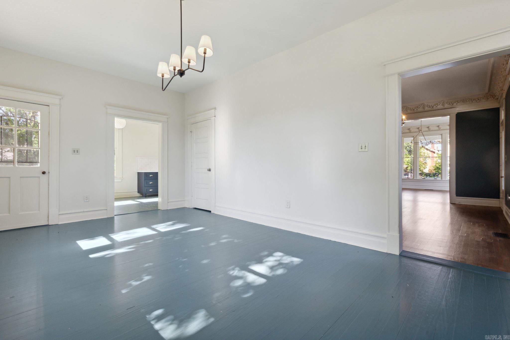 OAK TERRACE - Residential