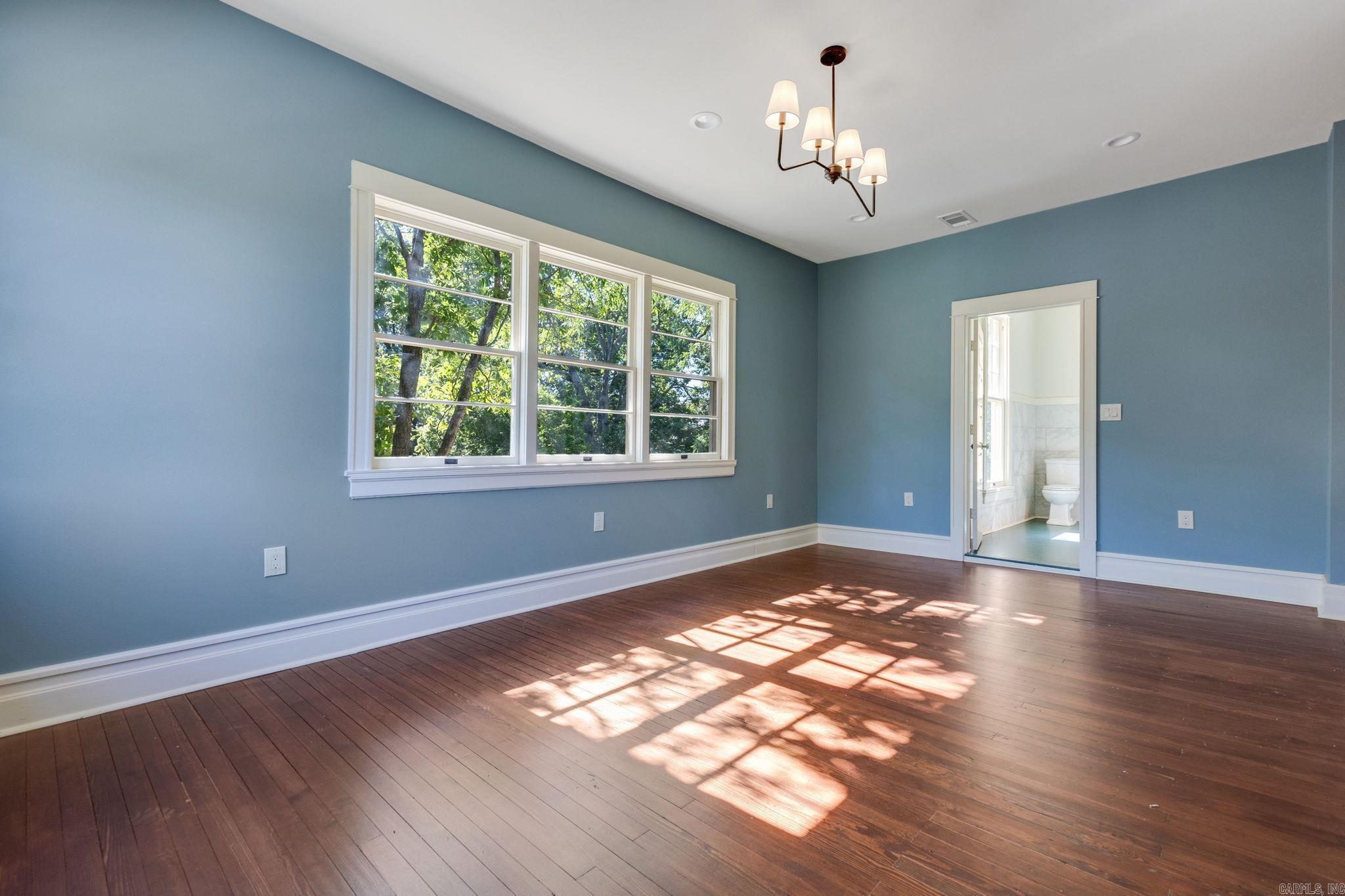 OAK TERRACE - Residential