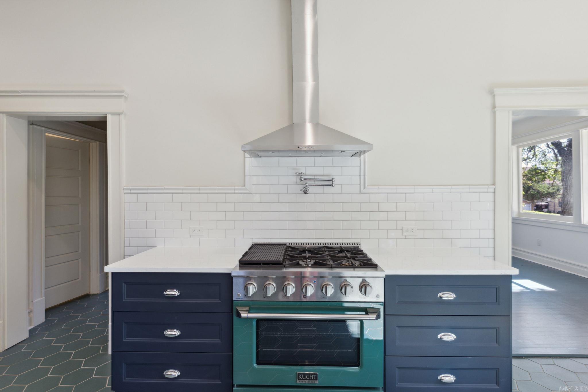 OAK TERRACE - Residential