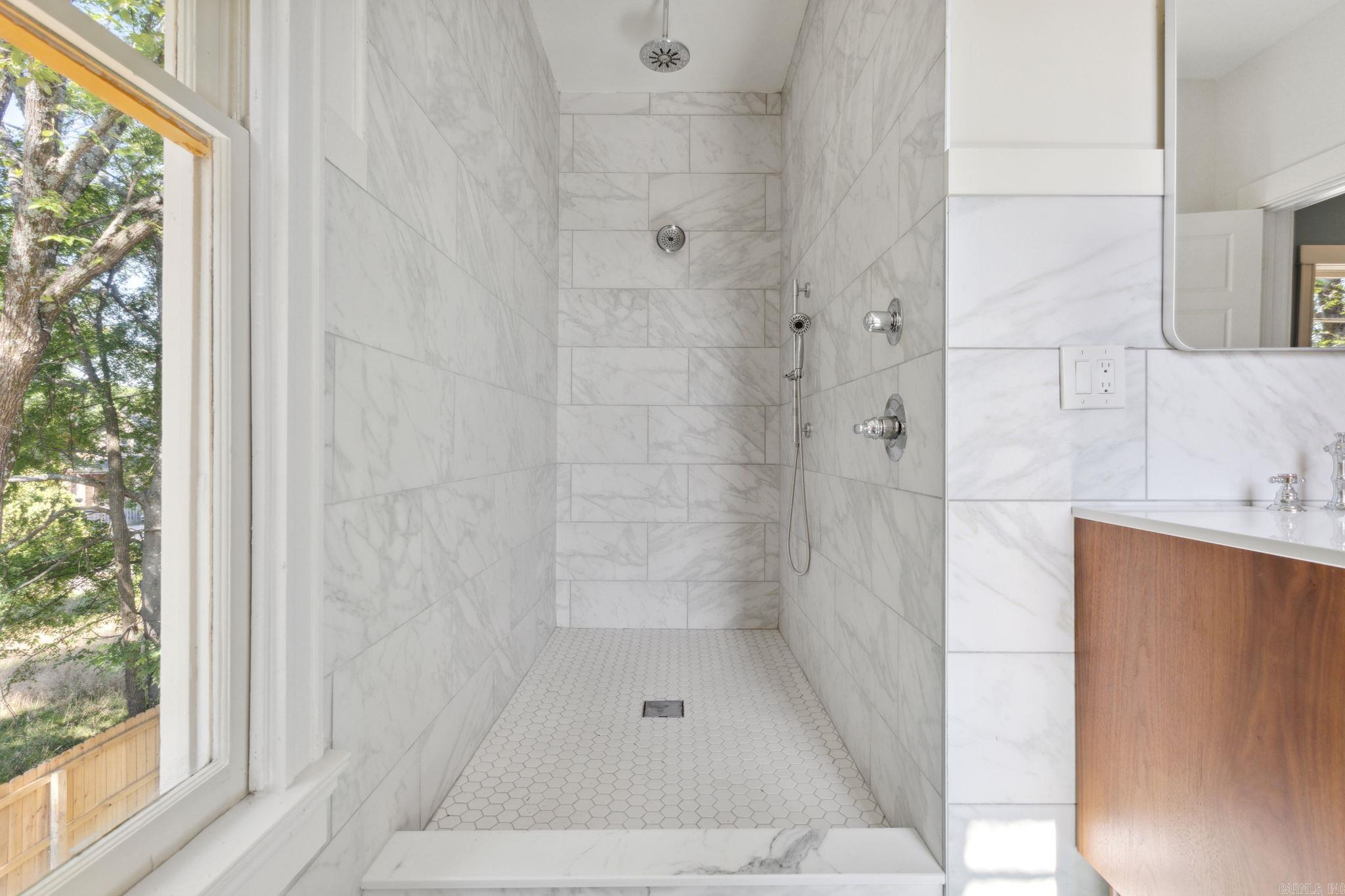 OAK TERRACE - Residential