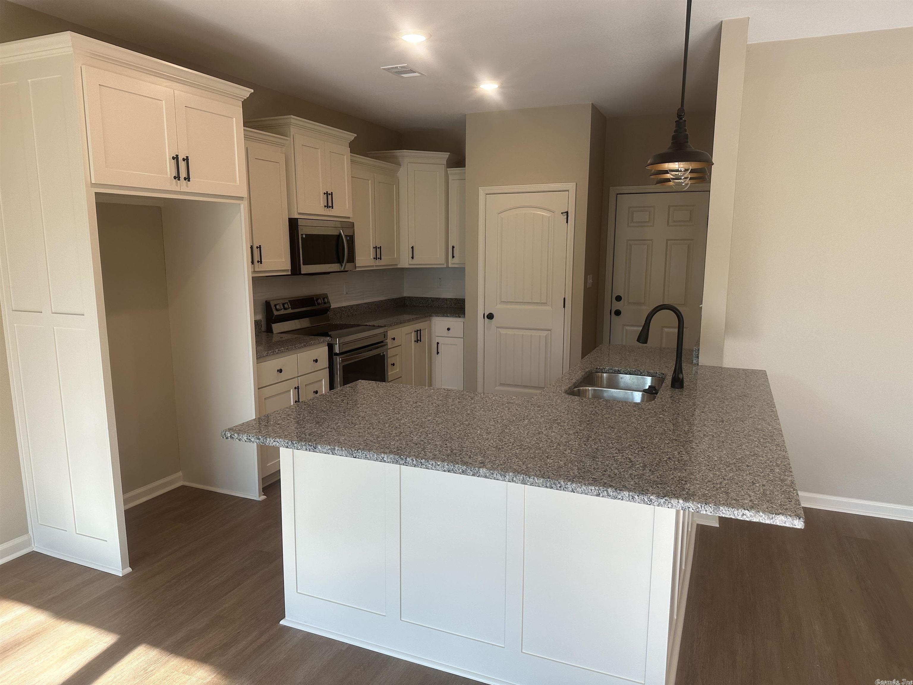 Magness Creek - Residential