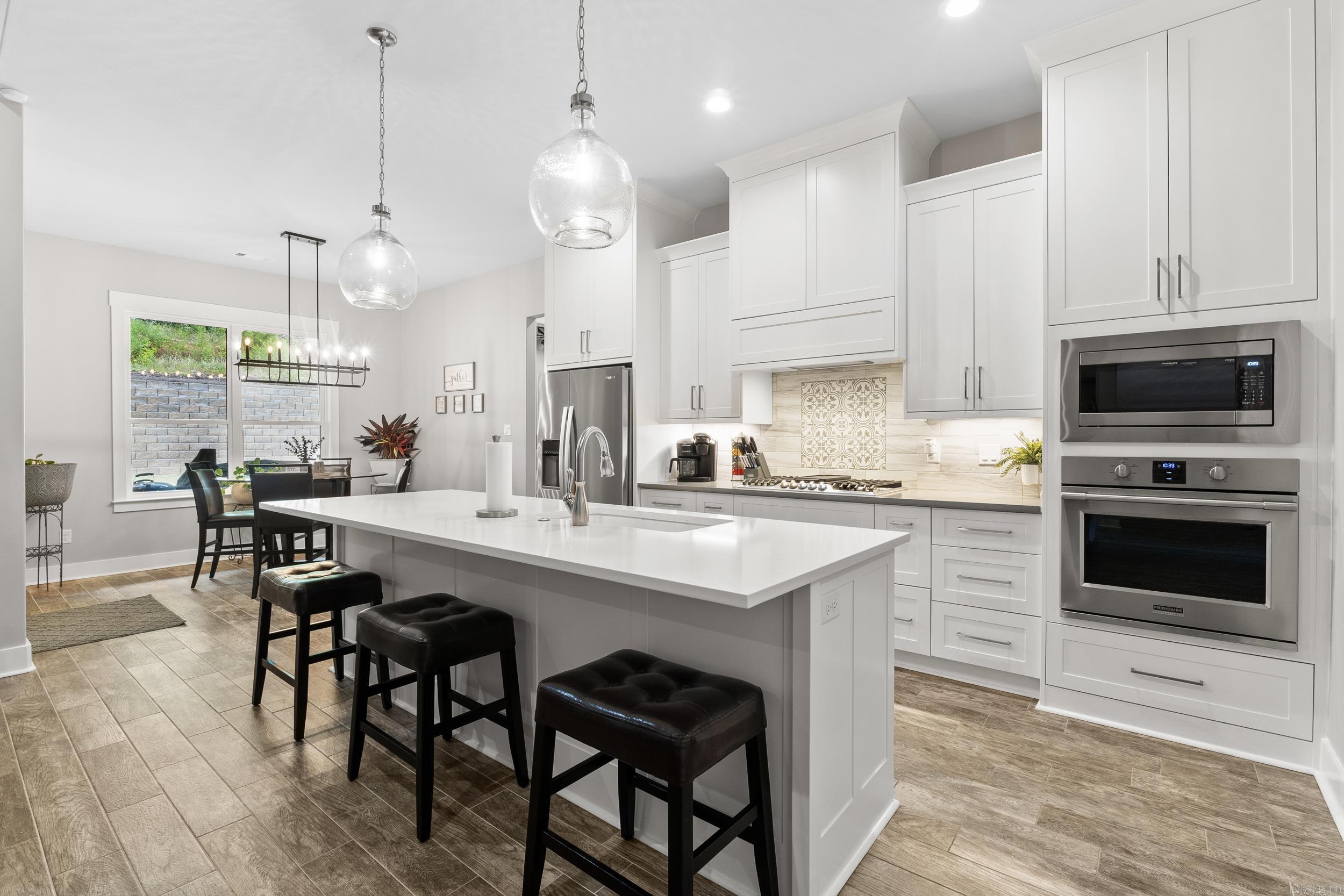 HURRICANE LAKE EST - Residential