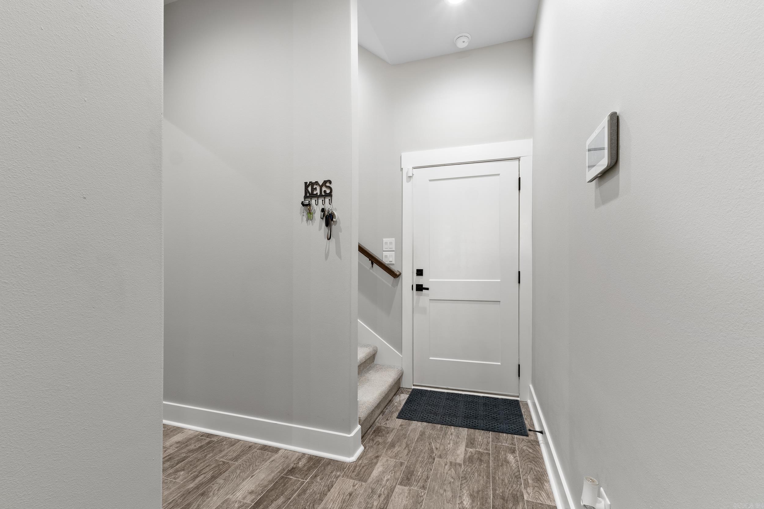 HURRICANE LAKE EST - Residential