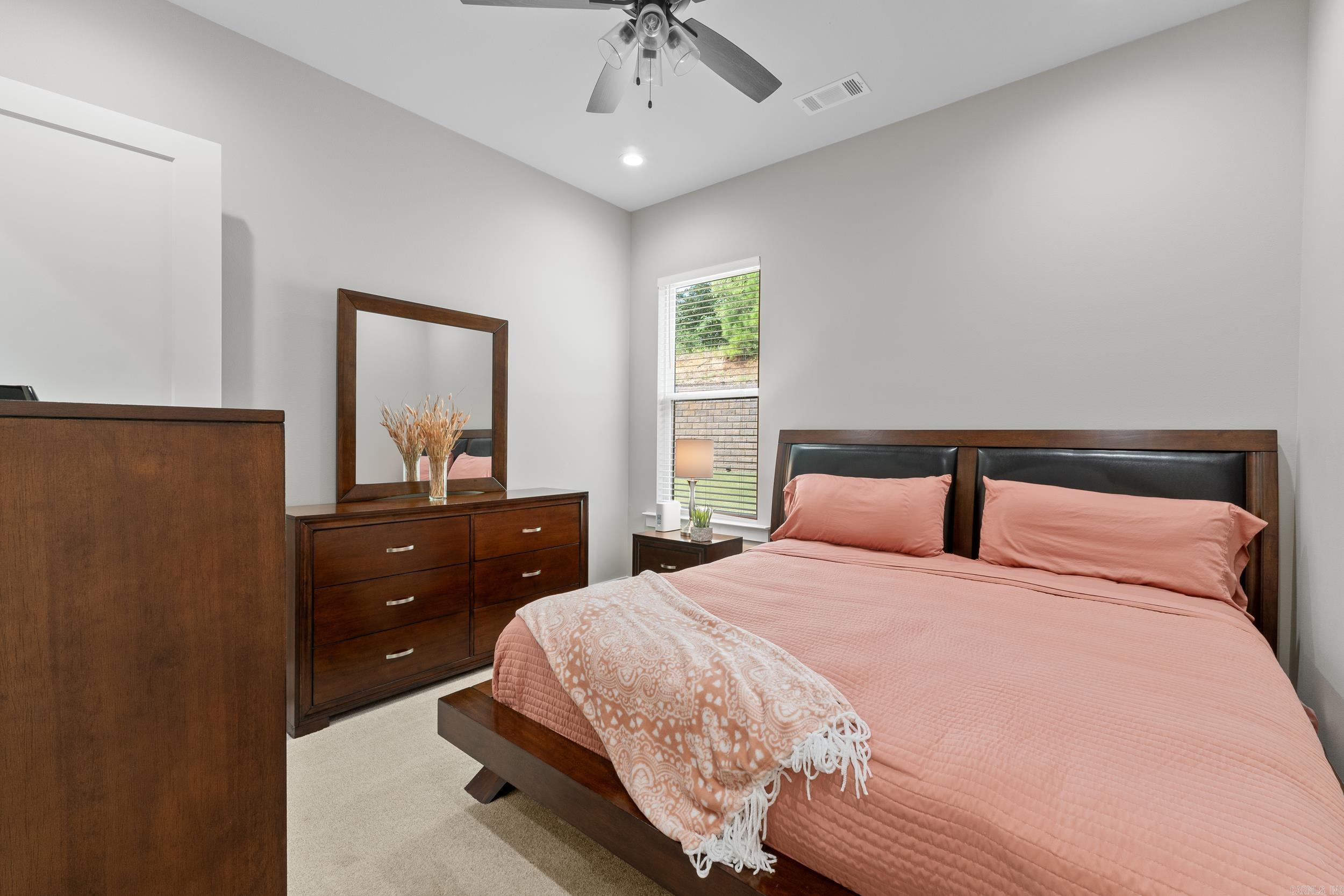 HURRICANE LAKE EST - Residential