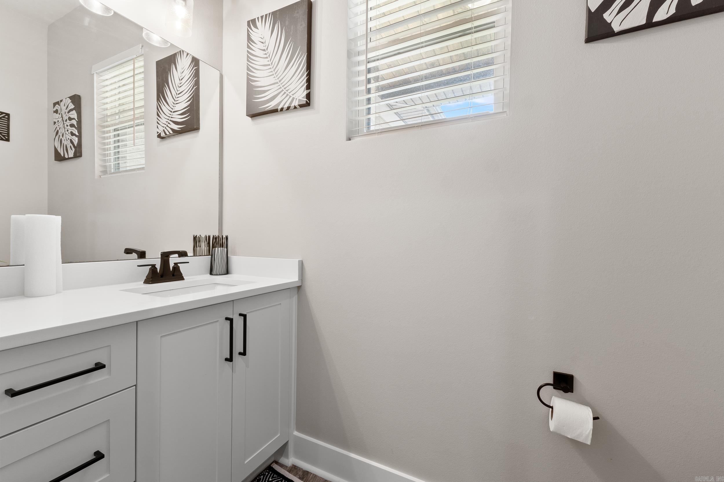 HURRICANE LAKE EST - Residential